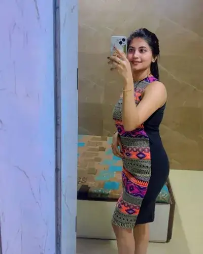 Escort Deodar